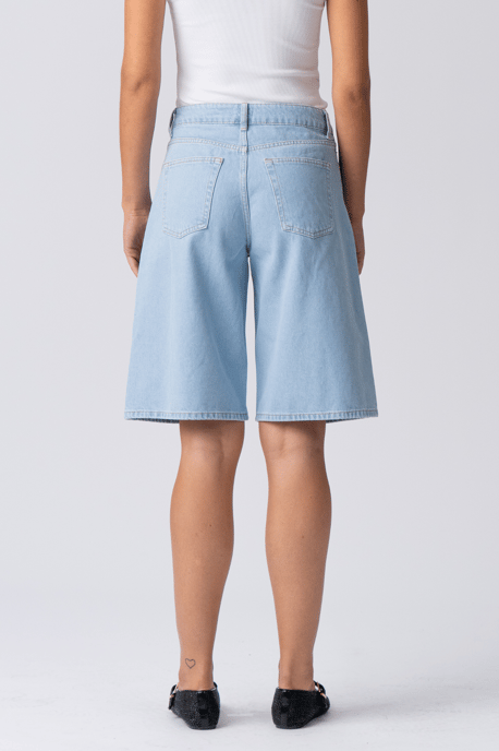 Pantalones cortos vaqueros - Denim azul claro - Image 5