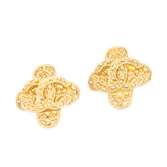 Chanel CC Cross Clip On Earrings en Oro Acero inoxidable sin níquel - Image 1