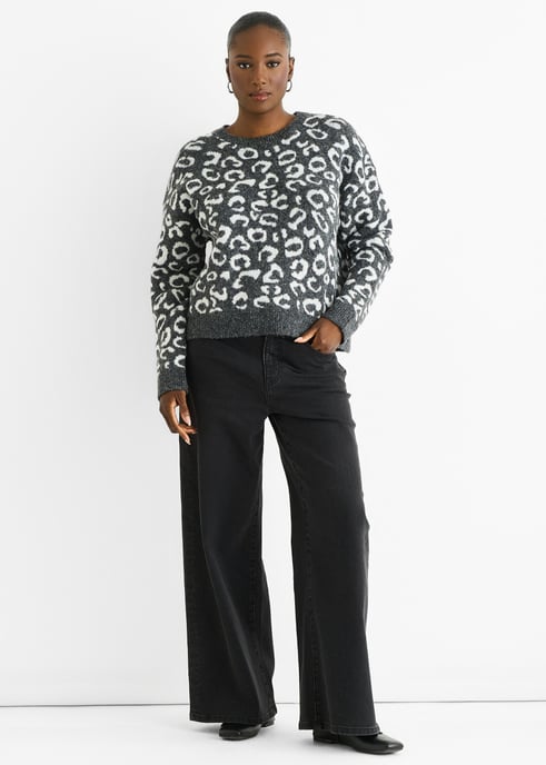 Jersey de punto holgado con estampado animal gris - Image 3