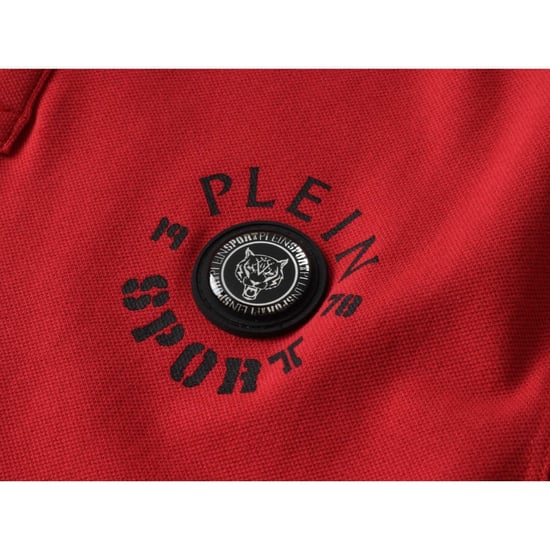Polo Rojo Plein Sport Con Cuello Con Ribete Doble Y Diseño De Tigre En La Espalda - Image 3