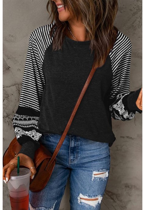 Top Casual de Cuello Redondo con Mangas Rayadas - Image 5