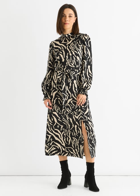 Vestido midi satinado negro de cuello alto con estampado de animales - Image 1