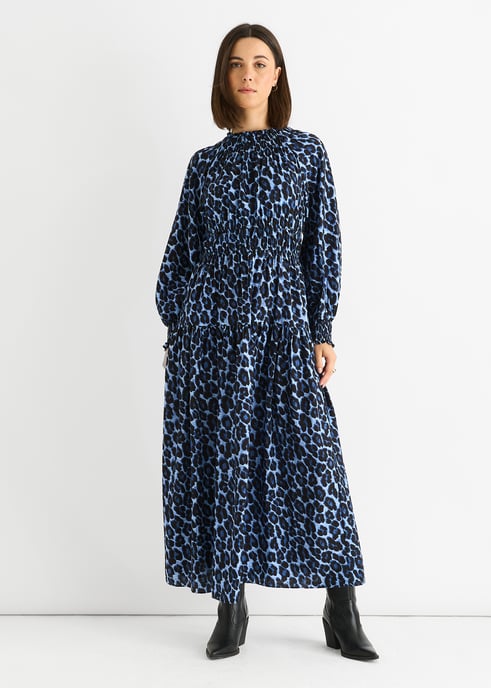 Vestido Maxi de Cuello Alto con Fruncido y Estampado de Animales Azules - Image 1