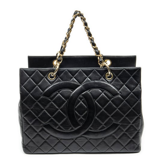 Chanel CC Grand Shopping Tote en Negro Piel de becerro - Image 1