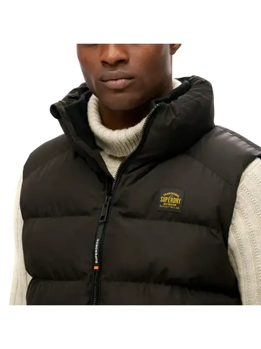 Chaqueta acolchada sin mangas Essential de Superdry para hombre - Image 3