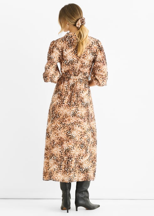 Vestido midi con estampado animal marrón - Image 4