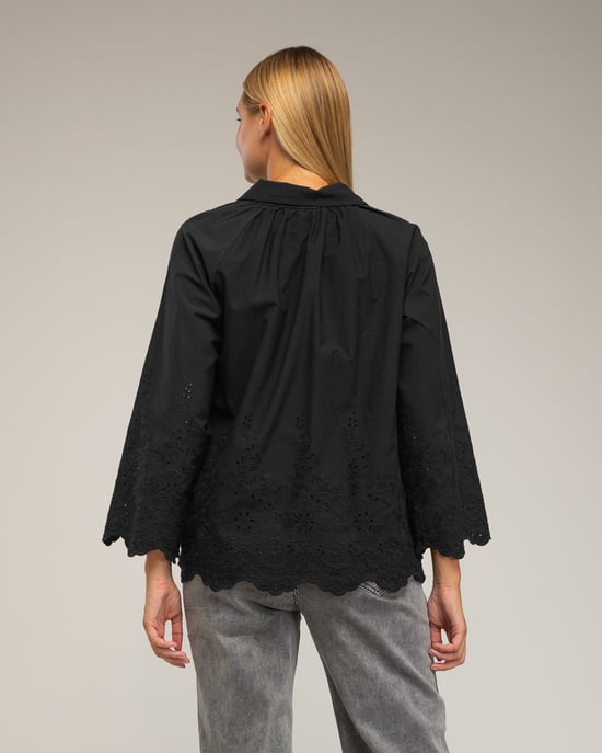 Blusa ovesize con bordados en las mangas - Image 2