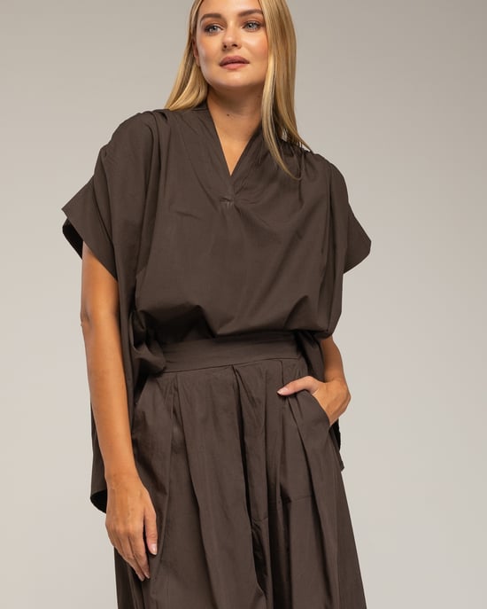 Top oversize de manga corta con pliegues - Image 3