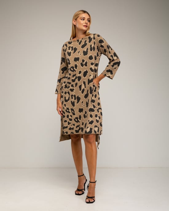 Vestido oversize de estampado animal print - Image 2