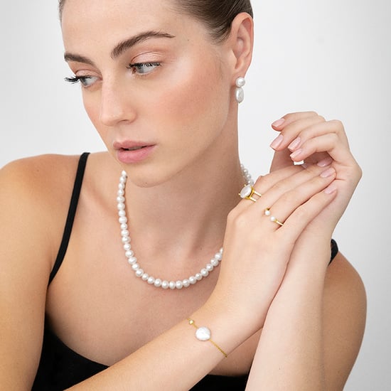 Collar de plata esterlina 925 de Luxenter con perla blanca acabado en oro amarillo de 18K - Kipepeo - Image 2