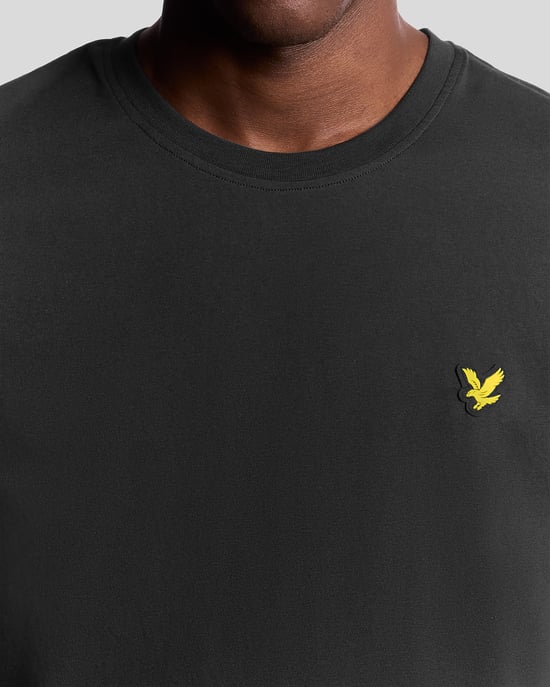Camiseta Deportiva Lyle & Scott - Negra - Image 3