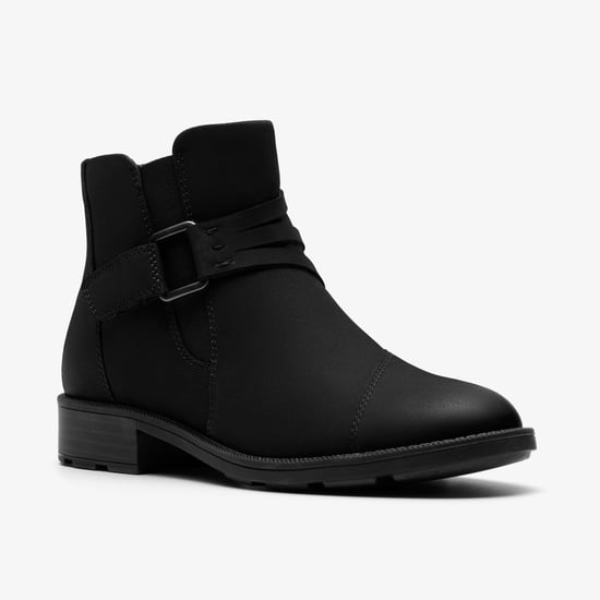 Botas Nubuck Negras Adalynn Faye - Image 4