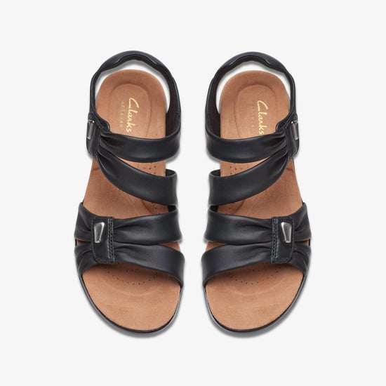 Sandalias de Cuero Negras Kitly Ave - Image 6