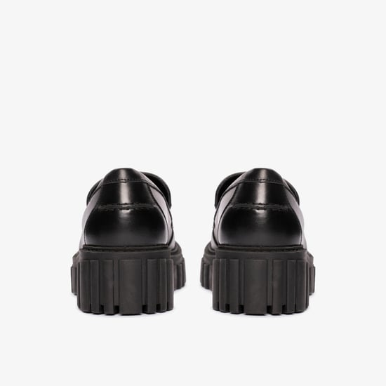 Zapatos Loafer de Páginas en Cuero Negro - Image 6