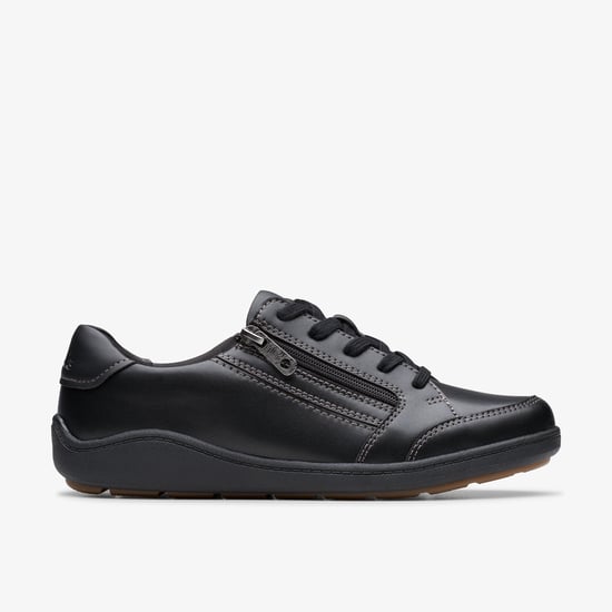 Zapatillas de Cuero Negras Bryianne Bayla - Image 1