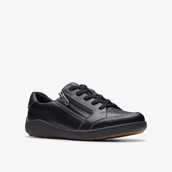 Zapatillas de Cuero Negras Bryianne Bayla - Image 4