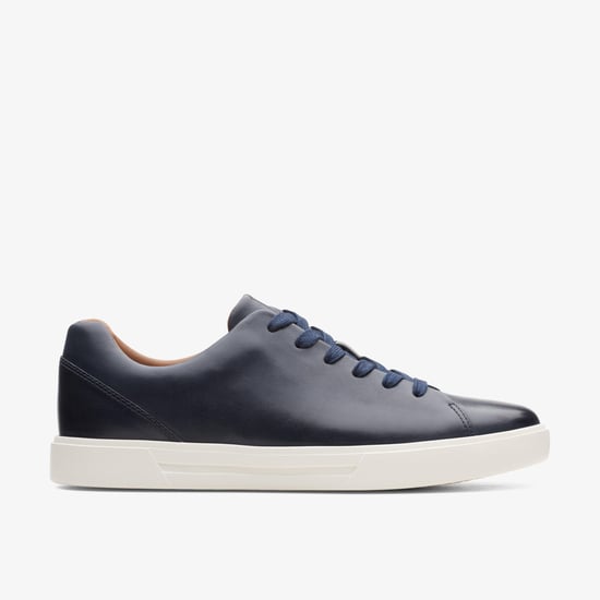 Unos Zapatillas de Cuero Azul Marino con Encaje Costa - Image 1