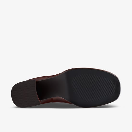 Botas Lea Pique Up Bronceado Oscuro - Image 4