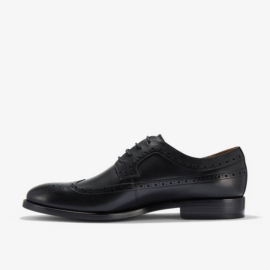 Zapatos de cuero negro Banstead Tip - Image 2