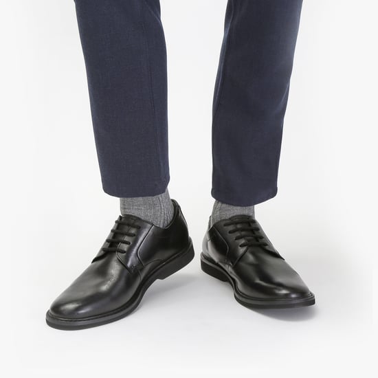 Zapatos de Cuero Negro GORE-TEX Atticus LT Lo - Image 2