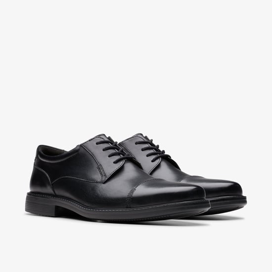 Zapatos de Cuero Negros Wenham Cap II - Image 4