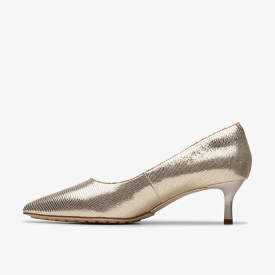 Zapatos Adela Court Champagne Int - Image 2