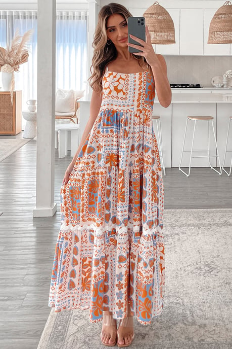 Vestido Maxi Nivelado con Estampado de Patchwork - Image 5