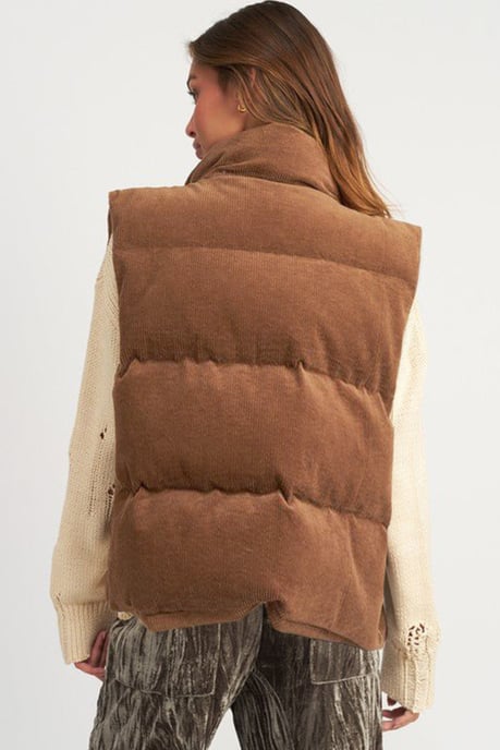 Chaleco Puffer de Pana con Cuello Alto - Image 2