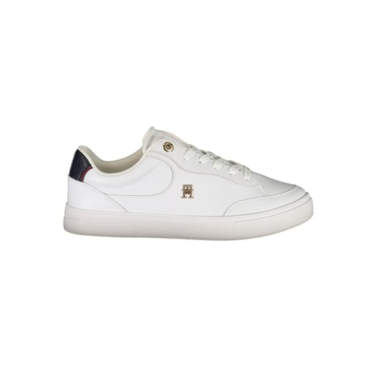 La Zapatilla Esencial Casual Lowtop - Image 1