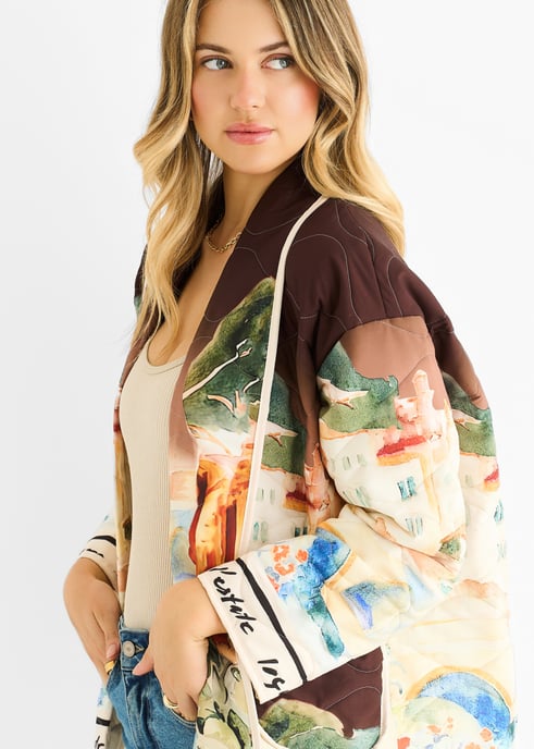 Chaqueta acolchada ligera con estampado de agua y chocolate - Image 3