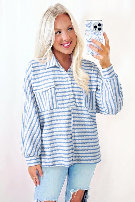 Blusa de botones a rayas - Image 3