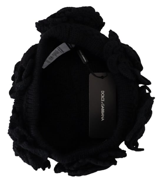Gorro negro con aplique de rosa - Image 6