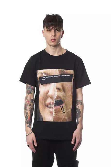 Camiseta Gráfica Estilo Webcam - Image 1
