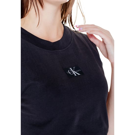 Top sin mangas con cuello redondo - Image 5