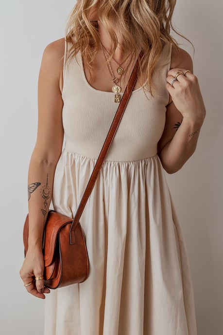 Vestido Midi Ajuste Relajado con Falda Fluida - Image 4