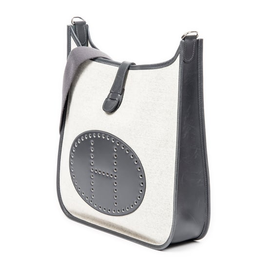 Hermès Evelyne I GM en Beige/Gris Lienzo - Image 2
