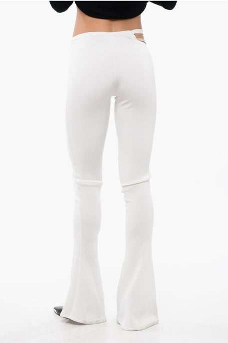 Leggings acampanados con abertura en beige - Image 2