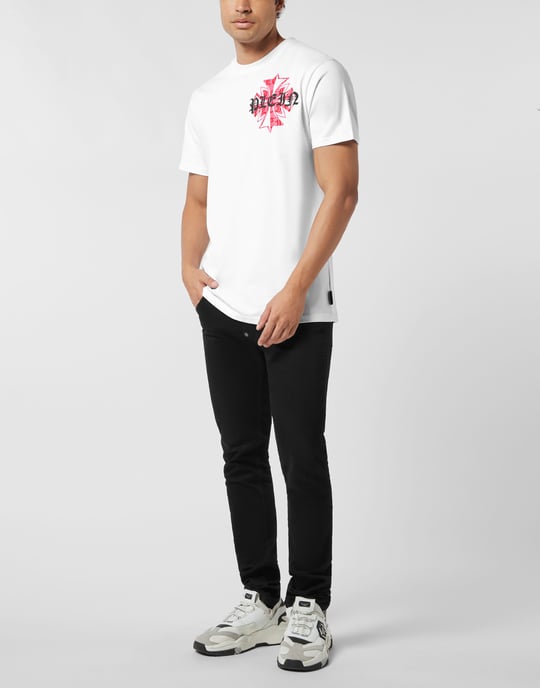 Round Neck T-Shirt Worldwide Puffy Crest - Image 3