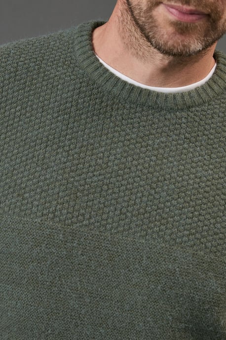 Tuck Stitch Yoke Crew Neck Jumper - Image 5
