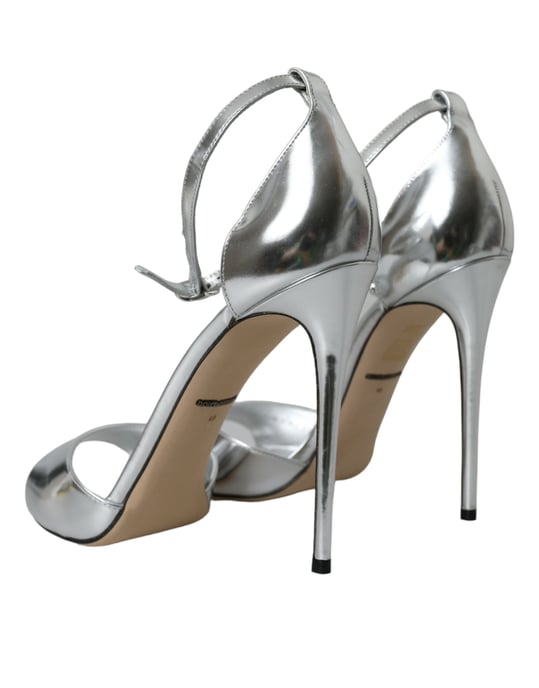 Tacones de Cuero Metálico Plateado - Image 4