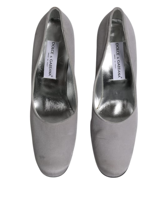 Tacones de satén gris - Image 3