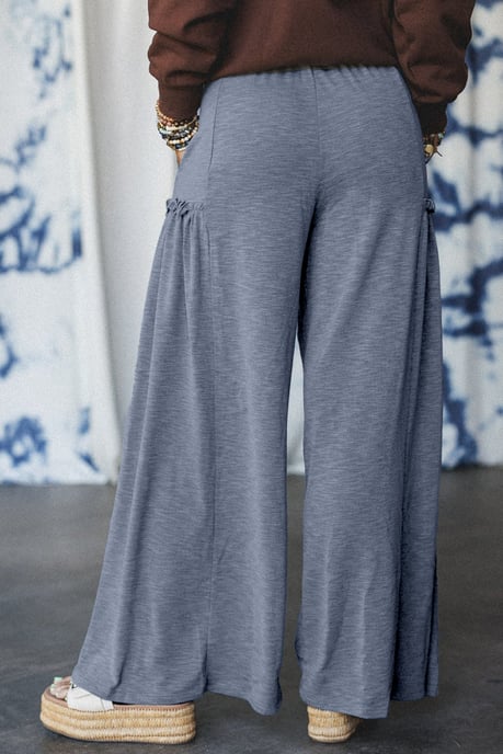 Pantalones de pierna ancha con bolsillo y volantes - Image 2
