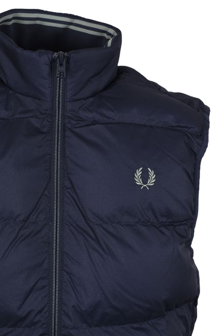 Fred Perry Insulated Gilet Dark Airforce - Image 2
