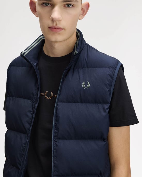 Fred Perry Insulated Gilet Dark Airforce - Image 5