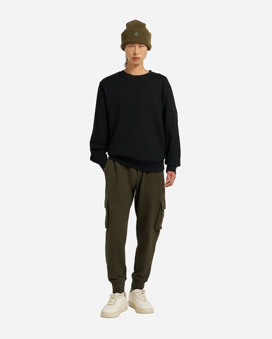Sudadera Hartsfield con cuello redondo en negro - Image 4