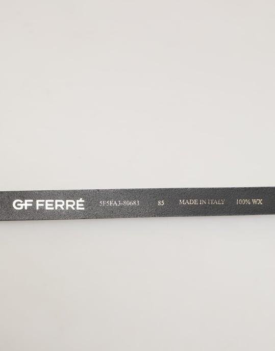 Cinturón de Hombre GF Ferre de Cuero Negro con Hebilla Dorada Slim - Image 3