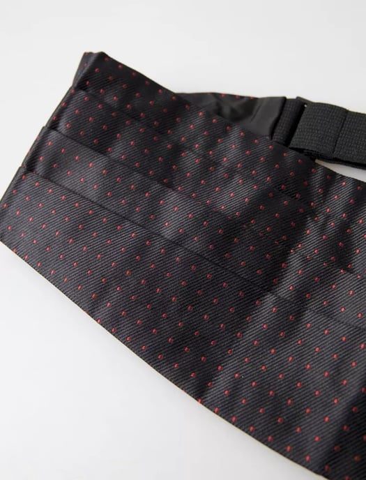 Cummerbund de seda negro con puntos rojos - Image 4
