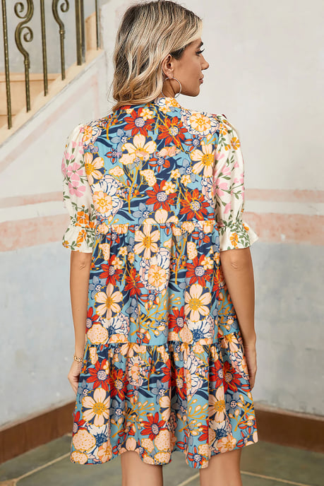 Vestido Mini con Estampado Floral y Bajo Asimétrico - Image 2