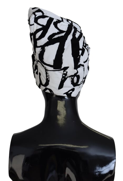 Gorro Abstracto Estampado Blanco y Negro - Image 3