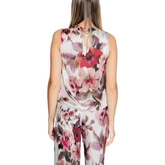 Conjunto de Pantalón con Estampado Floral, Top Sin Mangas y Pantalones - Image 3